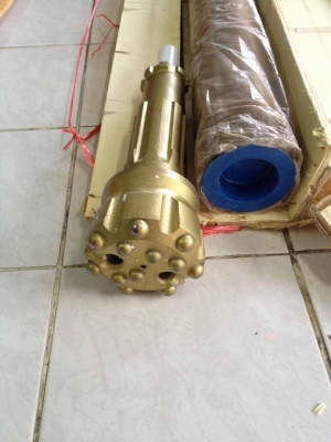 ขายหัวเจาะกระแทก...หัวขนาด 3" 6หุน แกนขนาด 4" ของใหม่....ราคา 72000 บาท