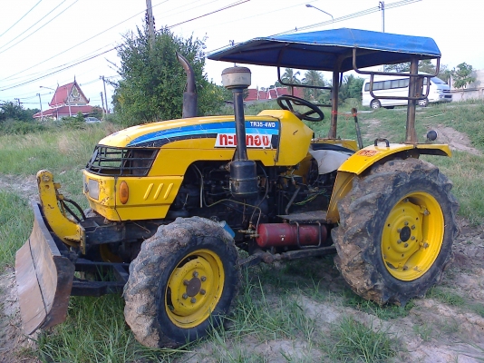 ขาย รถไถทะเลทอง4WD 35 แรงม้า สภาพเดิมๆ