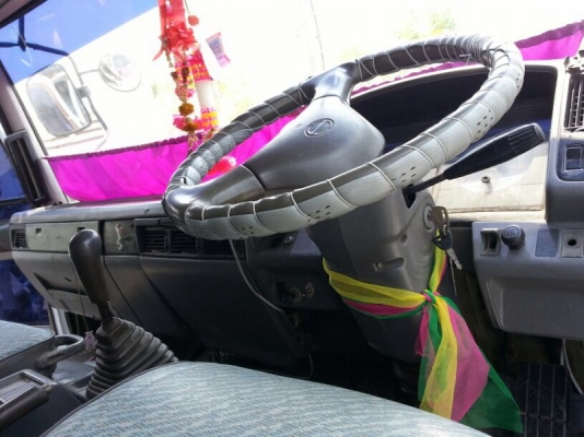 รถฮีโน่ 10 ล้อ รั้ว ( ไม่ดั้ม ) FL1J 210 แรงม้า. ปี 40 สนใจติดต่อ 081 - 6079515 รถฮีโน่ 10 ล้อ รั้ว ( ไม่ดั้ม ) FL1J 210 แรงม้า. ปี 40 สนใจติดต่อ 081 - 6079515