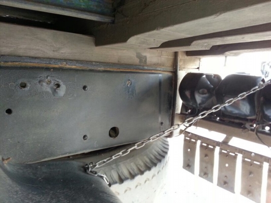 รถฮีโน่ 10 ล้อ รั้ว ( ไม่ดั้ม ) FL1J 210 แรงม้า. ปี 40 สนใจติดต่อ 081 - 6079515 รถฮีโน่ 10 ล้อ รั้ว ( ไม่ดั้ม ) FL1J 210 แรงม้า. ปี 40 สนใจติดต่อ 081 - 6079515