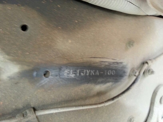 รถฮีโน่ 10 ล้อ รั้ว ( ไม่ดั้ม ) FL1J 210 แรงม้า. ปี 40 สนใจติดต่อ 081 - 6079515 รถฮีโน่ 10 ล้อ รั้ว ( ไม่ดั้ม ) FL1J 210 แรงม้า. ปี 40 สนใจติดต่อ 081 - 6079515