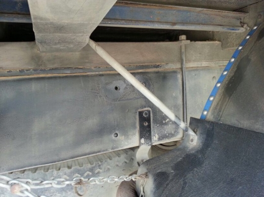 รถฮีโน่ 10 ล้อ รั้ว ( ไม่ดั้ม ) FL1J 210 แรงม้า. ปี 40 สนใจติดต่อ 081 - 6079515 รถฮีโน่ 10 ล้อ รั้ว ( ไม่ดั้ม ) FL1J 210 แรงม้า. ปี 40 สนใจติดต่อ 081 - 6079515