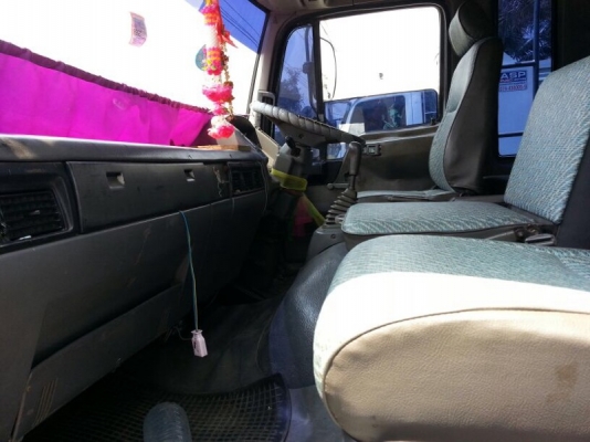 รถฮีโน่ 10 ล้อ รั้ว ( ไม่ดั้ม ) FL1J 210 แรงม้า. ปี 40 สนใจติดต่อ 081 - 6079515 รถฮีโน่ 10 ล้อ รั้ว ( ไม่ดั้ม ) FL1J 210 แรงม้า. ปี 40 สนใจติดต่อ 081 - 6079515