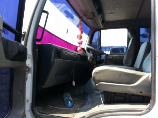 รถฮีโน่ 10 ล้อ รั้ว ( ไม่ดั้ม ) FL1J 210 แรงม้า. ปี 40 สนใจติดต่อ 081 - 6079515 รถฮีโน่ 10 ล้อ รั้ว ( ไม่ดั้ม ) FL1J 210 แรงม้า. ปี 40 สนใจติดต่อ 081 - 6079515