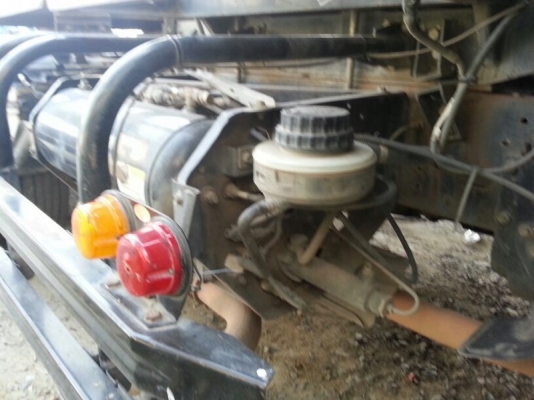 รถฮีโน่ 10 ล้อ หัวลาก  260  แรงม้า. ปี 53  สนใจติดต่อ 081 - 6079515