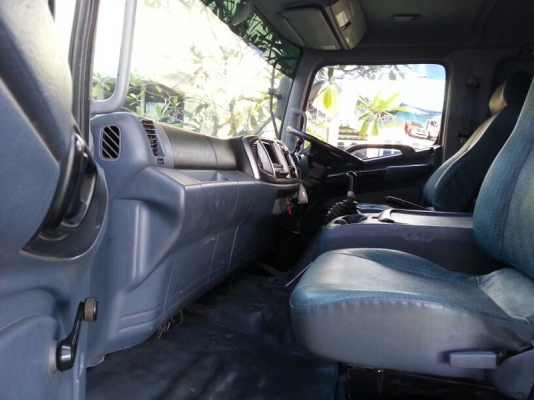 รถฮีโน่ 10 ล้อ หัวลาก  260  แรงม้า. ปี 53  สนใจติดต่อ 081 - 6079515