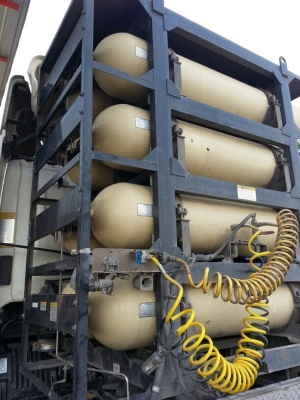 รถฮีโน่ 10 ล้อ หัวลาก  260  แรงม้า. ปี 53  สนใจติดต่อ 081 - 6079515