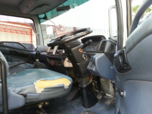 รถฮีโน่ 10 ล้อ หัวลาก  260  แรงม้า. ปี 53  สนใจติดต่อ 081 - 6079515