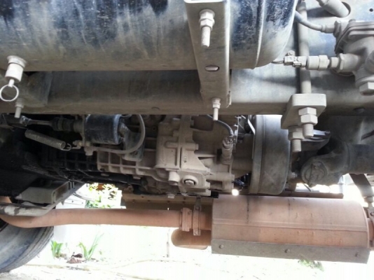 รถฮีโน่ 10 ล้อ หัวลาก  260  แรงม้า. ปี 53  สนใจติดต่อ 081 - 6079515