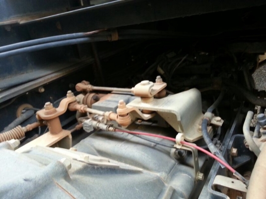 รถมิตซู 10 ล้อดั้ม 270 แรงม้า. ปี 56  ( มีขาย 2 คัน. )  ( รถวิ่ง 4x,xxx กม. )  สนใจติดต่อ 081 - 6079515