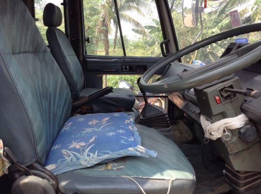 ขาย 6 ล้อ ROCKY FSR 165 HP กระบะยาว 5 เมตร  เครื่อง 6BD1 165 แรงม้า คัสซีสวย สโลว์กลาง ทะเบียนครบพร้อมโอนครับพี่น้อง