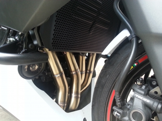 ขายรถZ1000ปี2013ของแต่งเยอะครับผ่อนสบาย