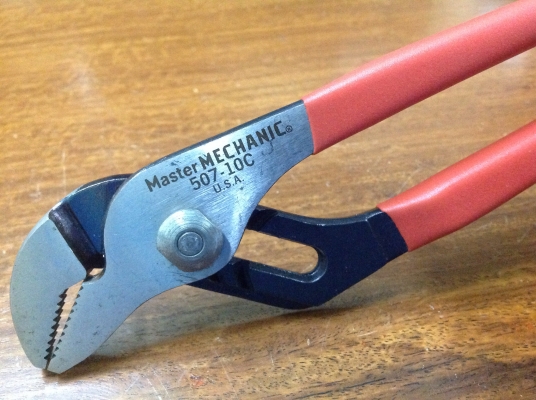 ขายคีมคอม้า คอเลื่อน Master Mechanic 7" 10" แพคคู่