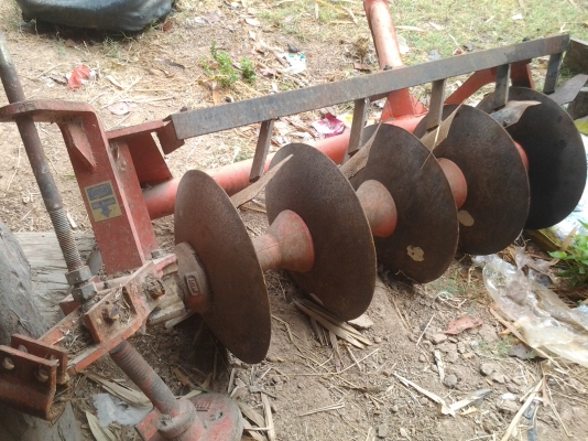 ขายผาน5ติดกับคูโบต้า20แรงใบ20นิ้วสภาพดียีห้อฮุย