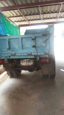 ขายด่วนหกล้อNKR110ดั้ม ปี38เฟืองท้ายFสภาพพร้อมใช้จริงโทร0843923995