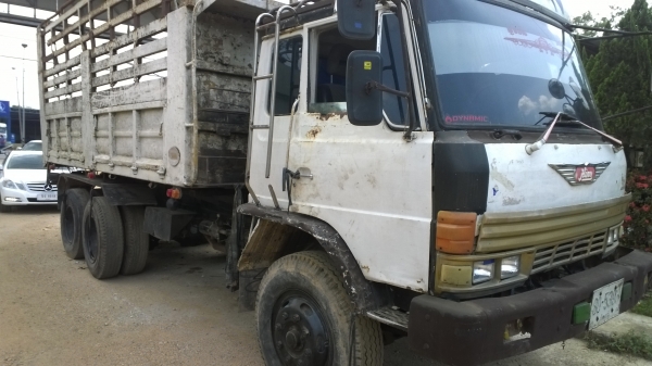 HINO FM176  รถไม่สวยแต่ได้เดิมๆเครื่อง168แรงEH700 เครื่องดีมาก อย่างอื่นต้องเก็บบ้าง เล่มพร้อม..