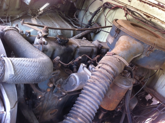 ขายรถหน้ายาว 6 ล้อ ติดตั้งเฮี๊ยบ 2.9 ตัน 3 พับ NISSAN รถเดิมๆ ใช้งานได้