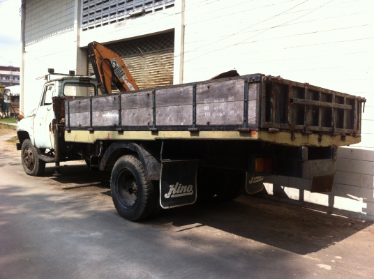 ขายรถหน้ายาว 6 ล้อ ติดตั้งเฮี๊ยบ 2.9 ตัน 3 พับ NISSAN รถเดิมๆ ใช้งานได้