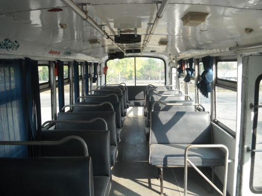 ขายรถบัส ISUZU 6 ล้อ เครื่อง 4BB1=98แรงม้า 4 สูบ ยางดี 6 เส้น รถอยู่ที่สุพรรณบุรี