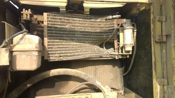 PC200-6 เล่มทะเบียน ไฟครบ สีเดิมๆรถเดิมๆไม่ค่อยสวย ต้องเก็บงาน.. PC200-6 เล่มทะเบียน ไฟครบ สีเดิมๆรถเดิมๆไม่ค่อยสวย ต้องเก็บงาน..