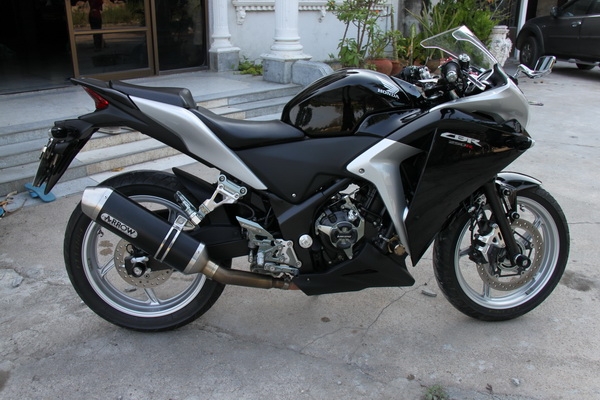 ขายมอเตอร์ไซค์ Honda CBR250 มี ABS ขายมอเตอร์ไซค์ Honda CBR250 มี ABS