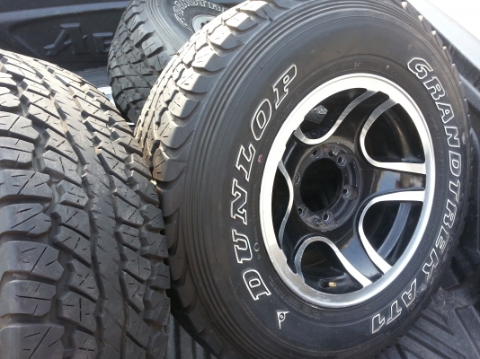 ขายยาง30พร้อมแม็กสวยๆ