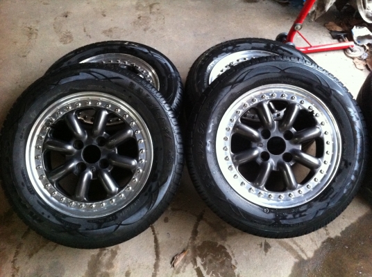 ขายล้อกล้วยBR ขอบ 14 กว้าง 6.5 4รู100