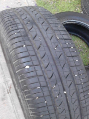 185/65R14 BRIDGESTONE B250 มี 2 เส้น TEL.081-427-3941