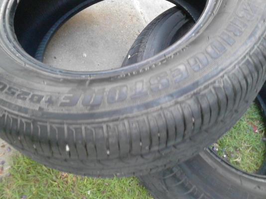 185/65R14 BRIDGESTONE B250 มี 2 เส้น TEL.081-427-3941