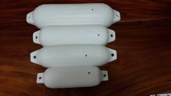 กันกระแทกข้างเรือ EASTERNER