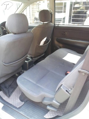 ขาย toyota avenza 1.3 j auto ปี 2006