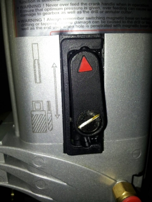 เครื่อง เจาะและ  tap แท่นแม่เหล็ก agp tp 2000 taiwan  auto reward