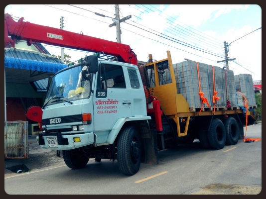 เครนติดหลังรถบรรทุก