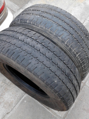 215R14 MICHELIN XCD ยางรถกระบะบรรทุก มี 2 เส้นครับติดต่อโทร.081-427-3941