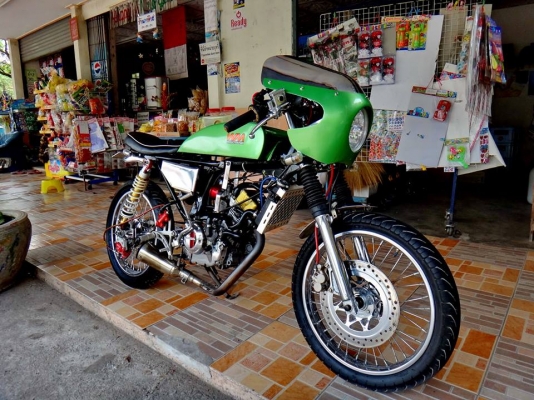 หนุ่ม ปราจีนฯ : ขาย GL125 คาเฟ่ เครื่องโซนิด ทะเบียน