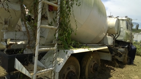 (มี4เหลืออีก2คัน) NISSAN UD CW51และCW41 10ล้อโม่ปูนรถดีแค่จอดไว้.. เครื่อง8สูบ รถจอดแต่สภาพยังดี...เช็คสภาพก็ใช้งานได้ เล่มพร้อม