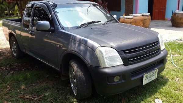 ISUZU DMAX CAB SLX ปี45 เครื่อง 2.5 แรง กระจกไฟฟ้า เพาเวอร์ หัวบาง คัสชีสวย  เล่มทะเบียนพร้อมโอน