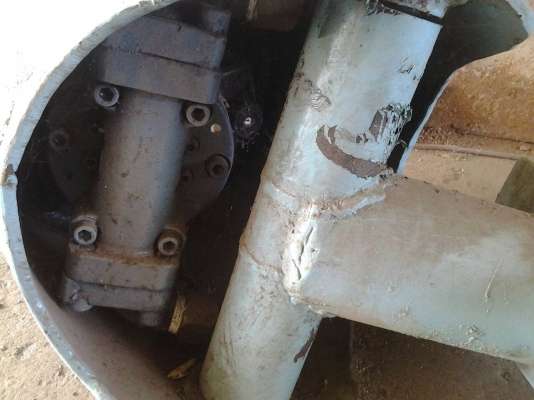 ชุดมอเตอร์เจาะดินพร้อมใบเจาะ PC60 UP