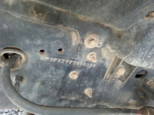 รถอีซูซุ 10 ล้อดั้ม 360 แรงม้า. ปี 52 สนใจติดต่อ 081 - 6079515