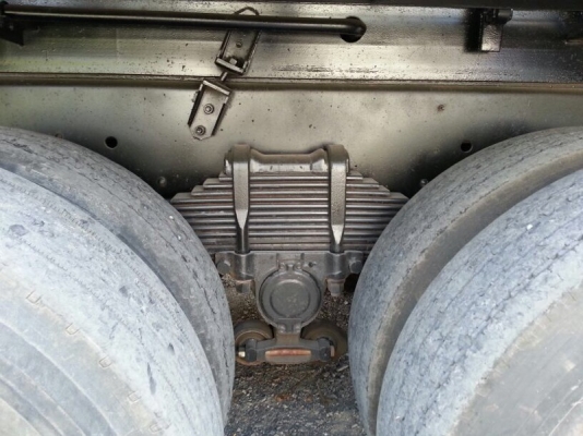 รถอีซูซุ 10 ล้อดั้ม 360 แรงม้า. ปี 52 สนใจติดต่อ 081 - 6079515