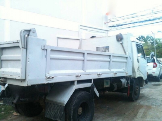 รถฮีโน่ 6 ล้อดั้ม KM777.  117 แรงม้า. สนใจติดต่อ 081 - 6079515