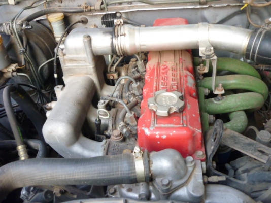 รถแวน นิสสัน BIG M เครื่อง BD25ฝาแดง พวงมาลัยเพาเวอร์ ทะเบียนไม่ขาด พร้อมใช้งานเหมาะใส่จักรยาน