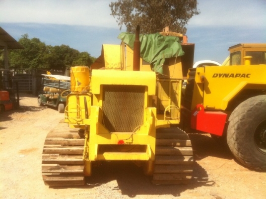 รถผ่าถนน วางท่อ furukawa ct 60