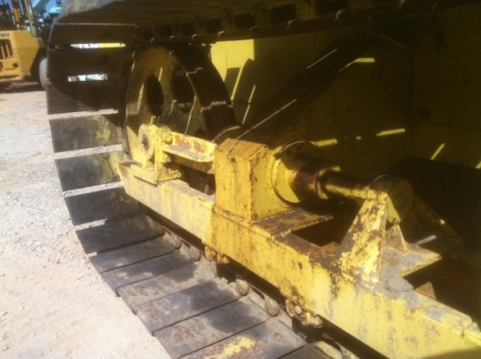 รถผ่าถนน วางท่อ furukawa ct 60