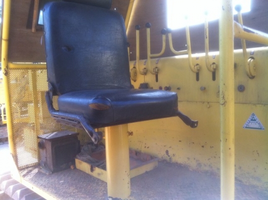 รถผ่าถนน วางท่อ furukawa ct 60