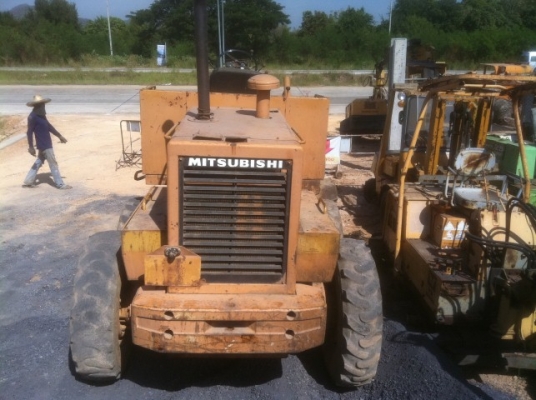 ขายรถเกรด mitsubishi ขนาดตัวย่อมๆ ขายรถเกรด mitsubishi ขนาดตัวย่อมๆ