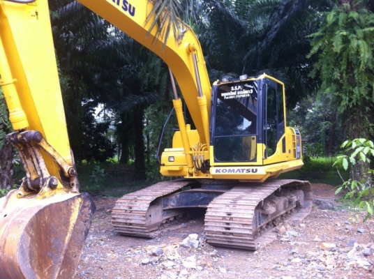 ขายดาวน์ด่วน!! KOMATSU PC 160-8 ไมล์ ชม.570 สภาพสวยค่ะ พร้อมใช้งาน เอกสารพร้อม ขายดาวน์ 550000  ผ่อนต่อ 77900 X 44 เริ่ม 25/1/55 สนใจติดต่อ ญาดา 082-4487788