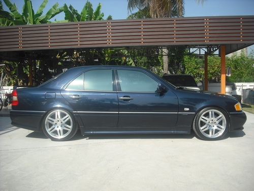 ขายBENZ C220 ปี96 ประกอบนอกแต่งAMGติดlpgหัวฉีด