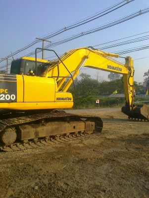 ขายด่วน!! KOMATSU PC 200-7 สภาพสวยค่ะ พร้อมใช้งาน เอกสารพร้อม สนใจดิดต่อ ญาดา 082-4487788