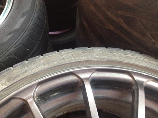 ขายแม็กมือ2 สีเทากัล ขอบ 17 4รู100 +ยาง ราคา 9500 บ ถูกๆๆ